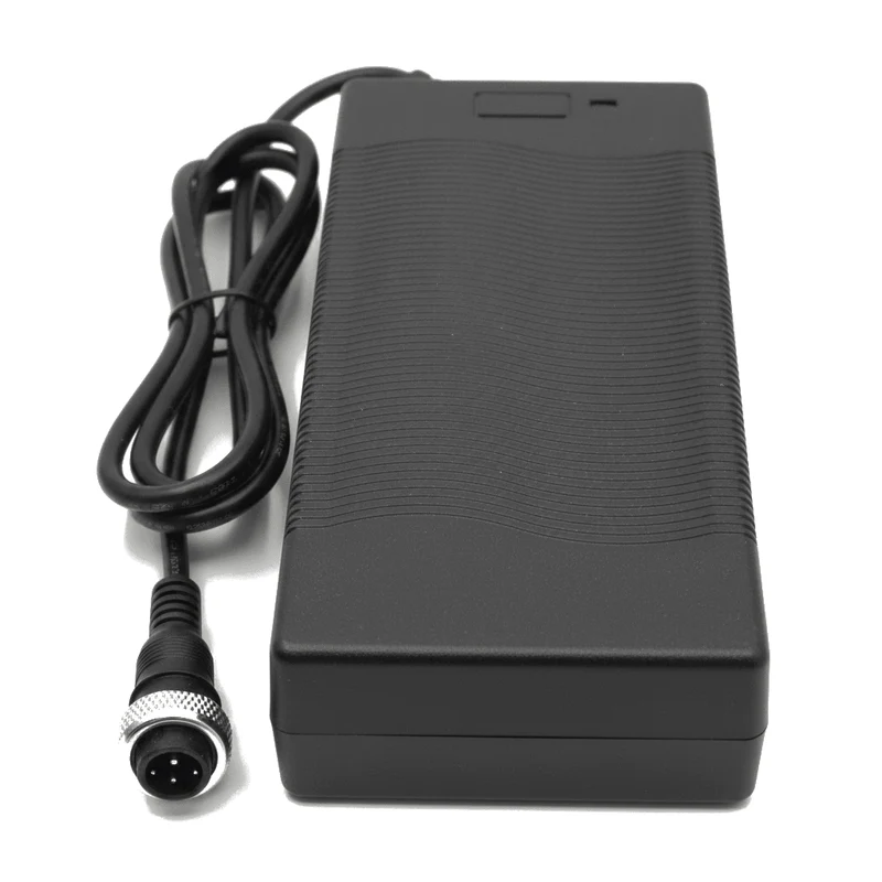 Chargeur Étanche 84V 5A pour Trottinette Électrique Kaabo Wolf King GTR
