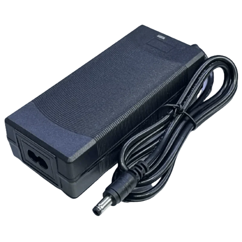 Chargeur Li-ion 16.8V - 5A - 5.5x2.5mm