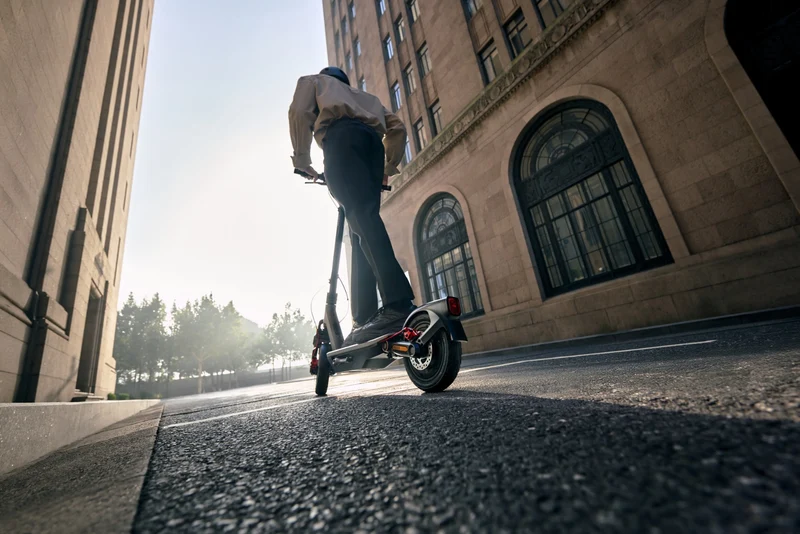 Trottinette électrique Segway F3 Pro