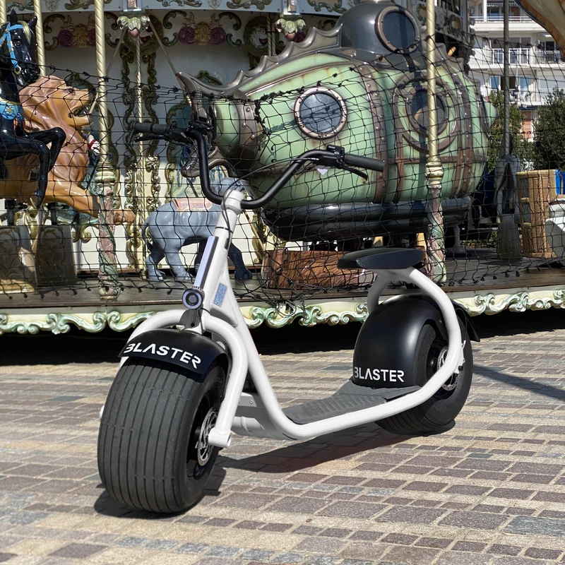 Scooter électrique Blaster blanc neige