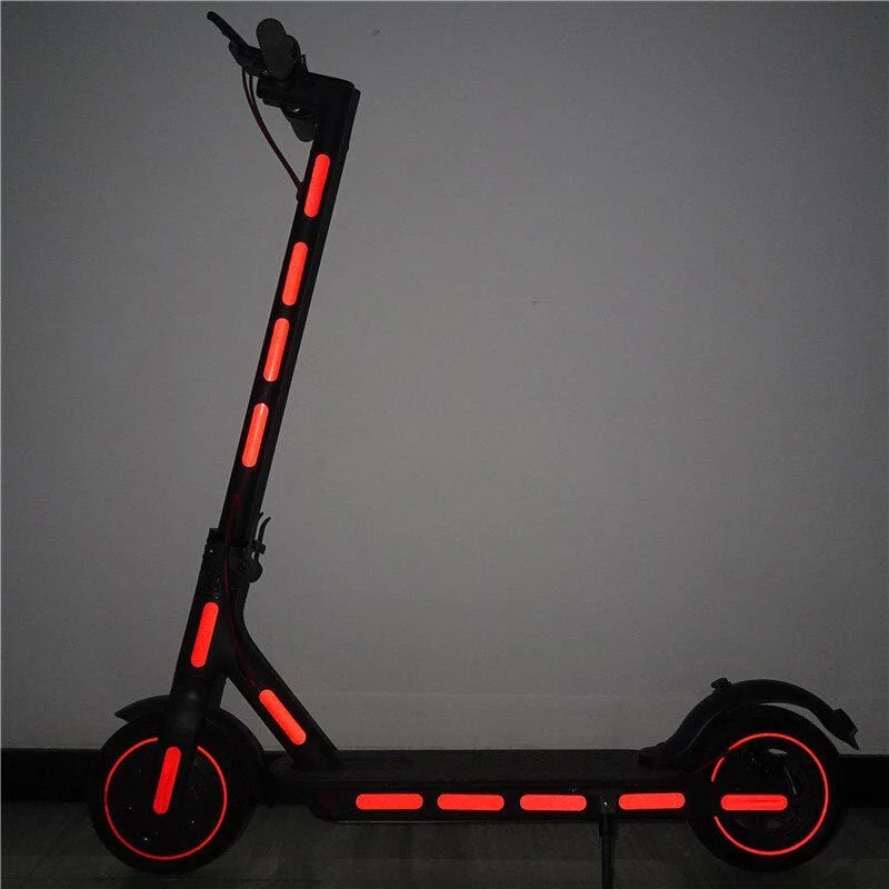 Autocollant de sécurité réfléchissant pour trottinette électrique